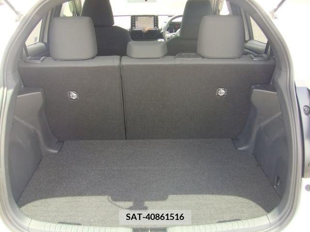 Toyota YARIS 2020-09 379849-17