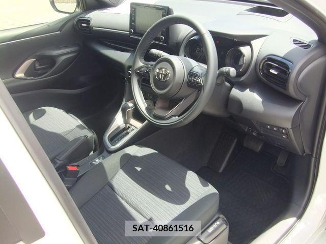 Toyota YARIS 2020-09 379849-1