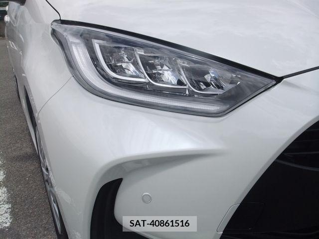 Toyota YARIS 2020-09 379849-11