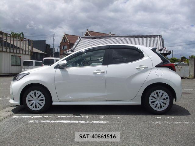 Toyota YARIS 2020-09 379849-6