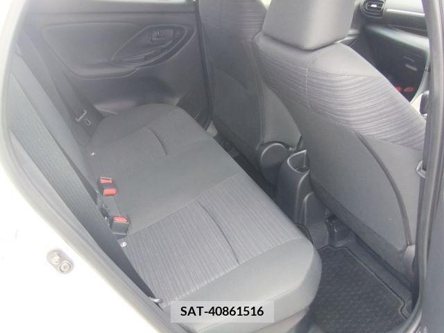 Toyota YARIS 2020-09 379849-20