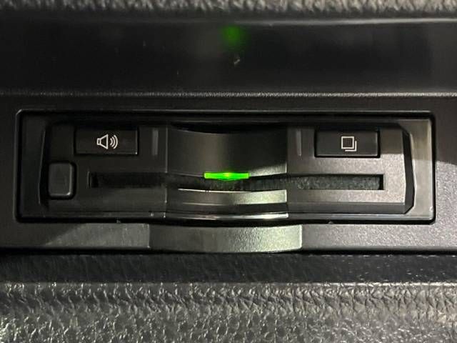 Toyota ESQUIRE 2016-01 184957-5