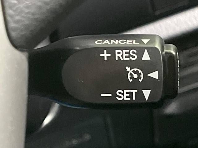 Toyota ESQUIRE 2016-01 184957-7