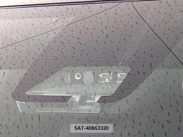 Toyota VOXY 2018-11 213741-2