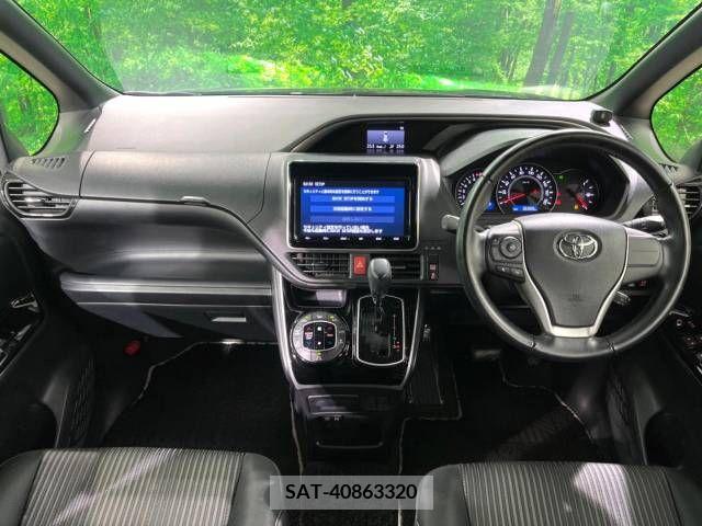 Toyota VOXY 2018-11 213741-1
