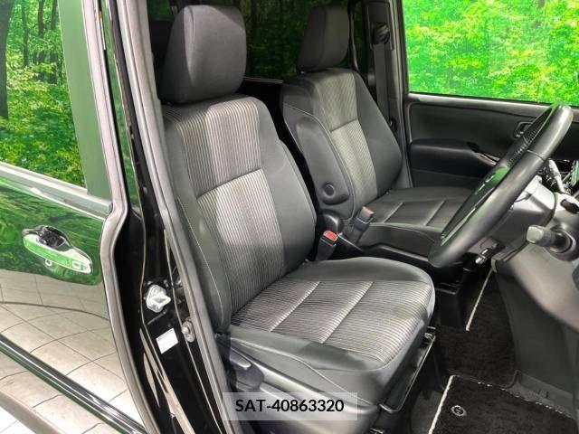 Toyota VOXY 2018-11 213741-8
