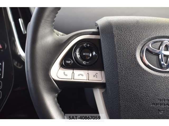 Toyota PRIUS PHV 2018-06 215207-18