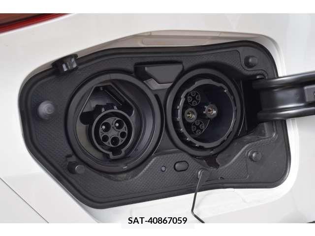 Toyota PRIUS PHV 2018-06 215207-15