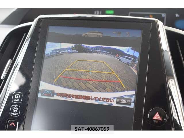 Toyota PRIUS PHV 2018-06 215207-9