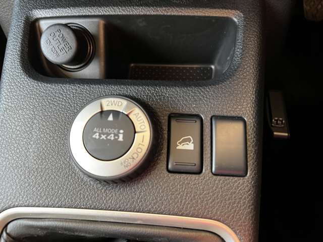 Nissan X-TRAIL 2011-11 186504-17