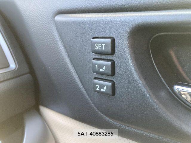 Subaru LEGACY B4 2016-06 215593-13