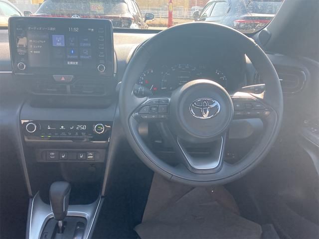 Toyota YARIS CROSS 2023-11 191667-8