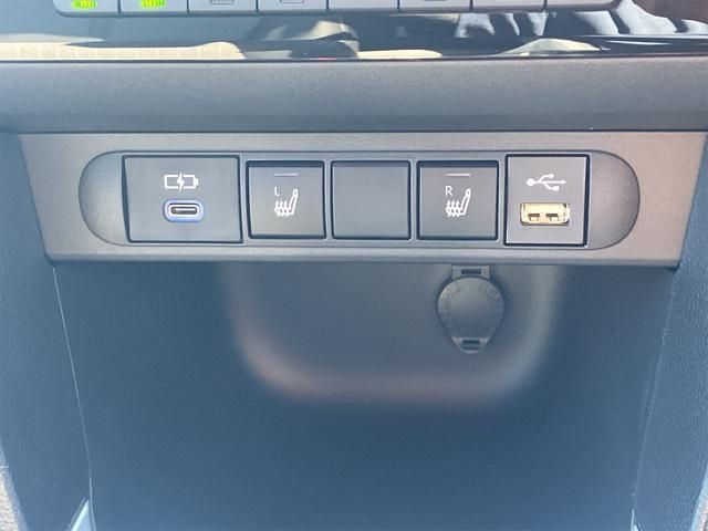 Toyota YARIS CROSS 2023-11 191667-15