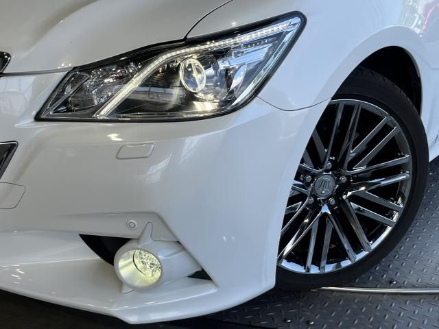 Toyota CROWN SEDAN 2015-03 186307-4