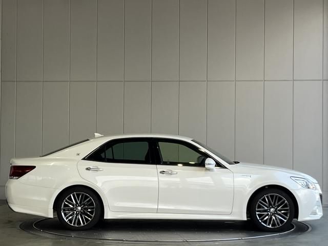 Toyota CROWN SEDAN 2015-03 186307-3