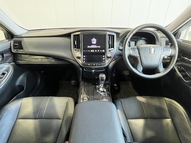 Toyota CROWN SEDAN 2015-03 186307-5