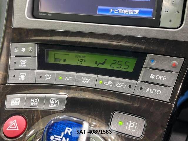 Toyota PRIUS 2013-01 281917-6