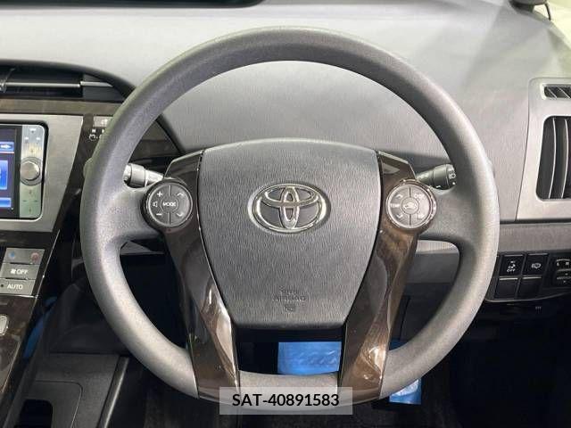 Toyota PRIUS 2013-01 281917-11