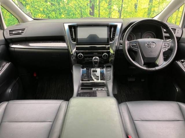 Toyota VELLFIRE 2019-02 8752-1
