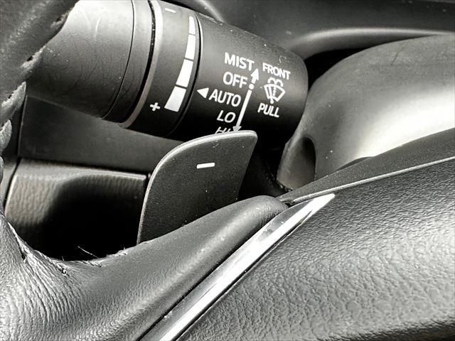 Mazda AXELA 2016-11 181266-28
