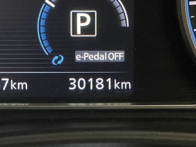 Nissan LEAF 2019-09 182719-28
