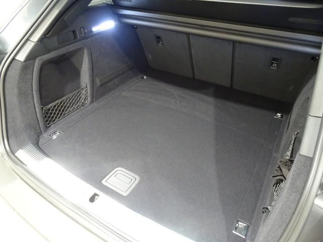 Audi A4 2020-10 181277-17