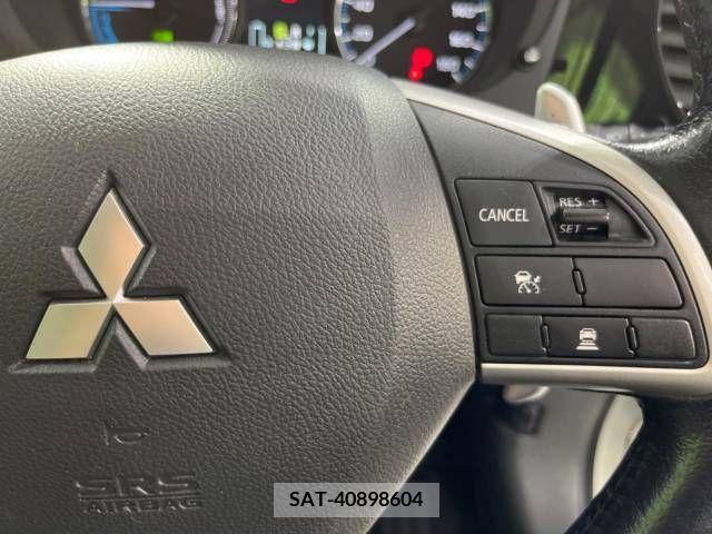 Mitsubishi OUTLANDER PHEV 2014-06 223423-5