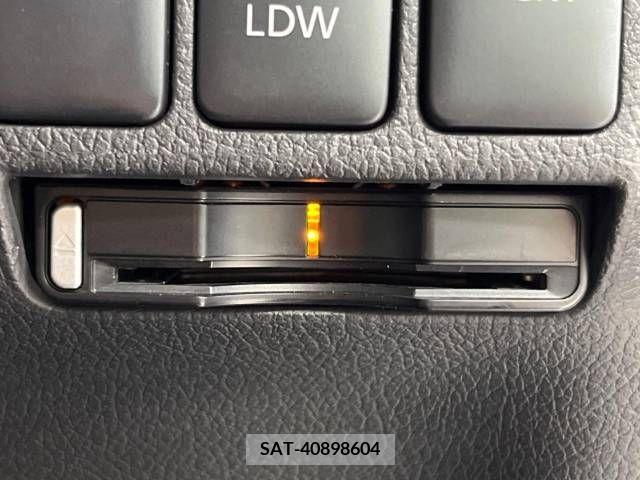 Mitsubishi OUTLANDER PHEV 2014-06 223423-7