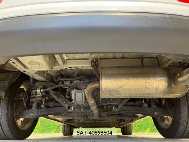 Mitsubishi OUTLANDER PHEV 2014-06 223423-19