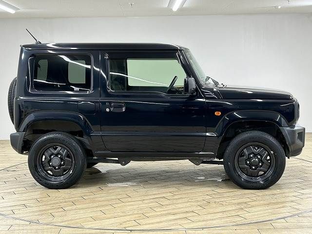 Suzuki JIMNY 2019-05 24790-14