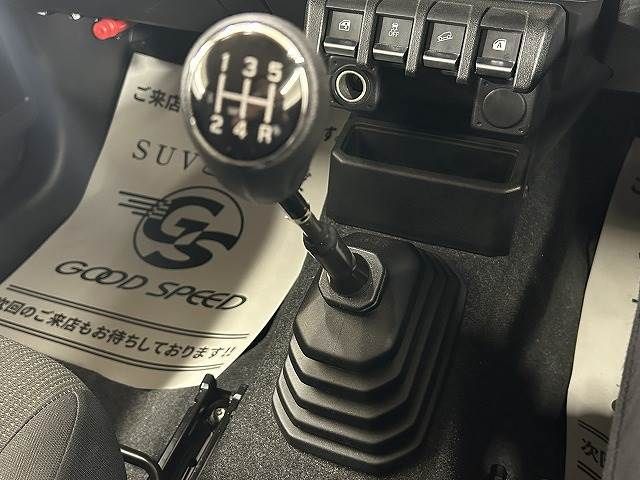 Suzuki JIMNY 2019-05 24790-4