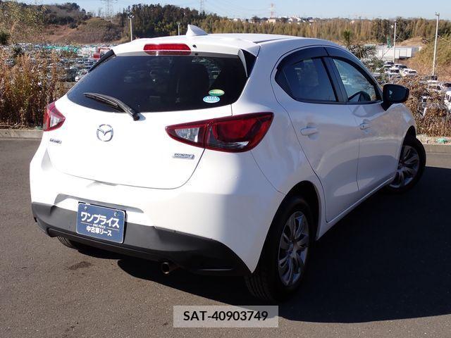 Mazda DEMIO 2017-11 204901-2