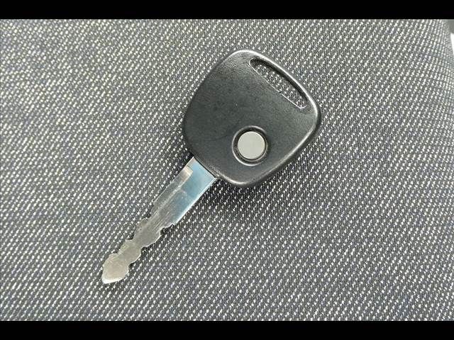 Suzuki ALTO 2023-02 183893-4