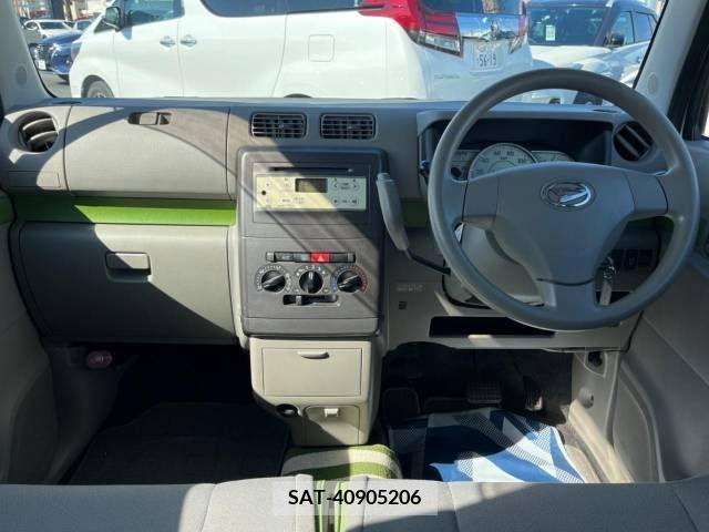 Daihatsu MOVE CONTE 2013-10 255393-1