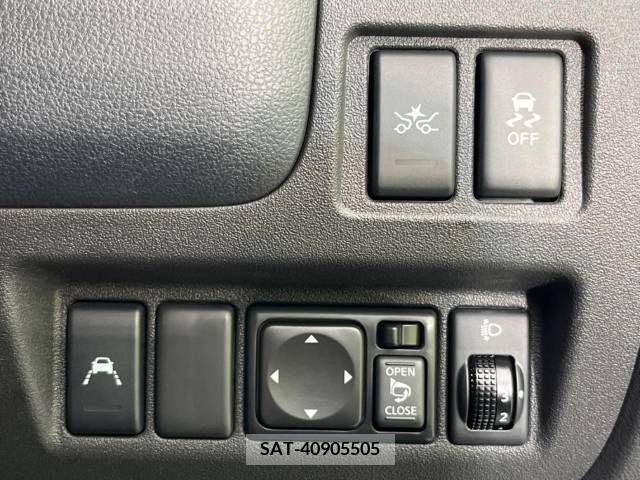 Nissan MARCH 2021-02 308098-7