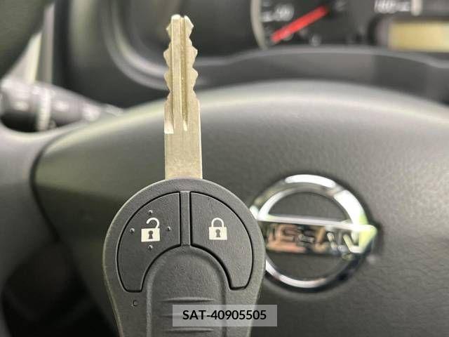 Nissan MARCH 2021-02 308098-6