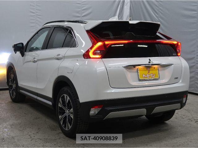 Mitsubishi ECLIPSE CROSS 2020-02 267985-1
