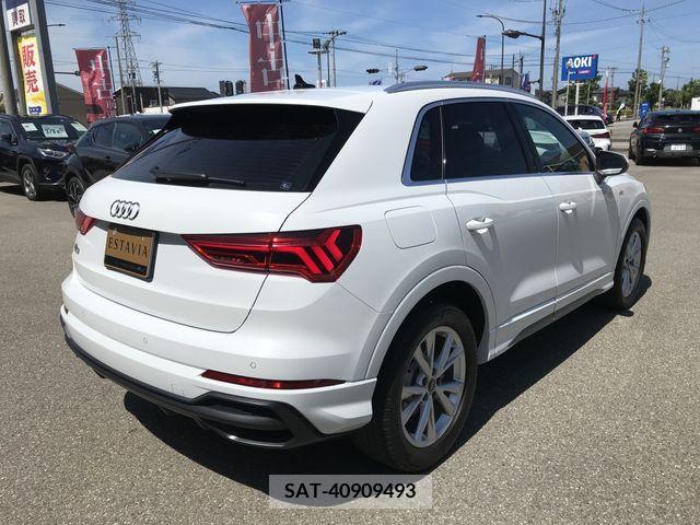 Audi Q3 2021-03 262131-2