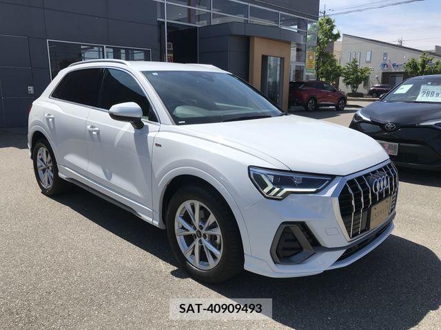 Audi Q3 2021-03 262131-4