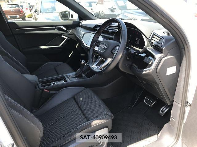 Audi Q3 2021-03 262131-10