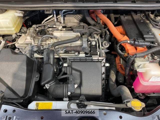 Toyota ESQUIRE 2015-02 237768-19