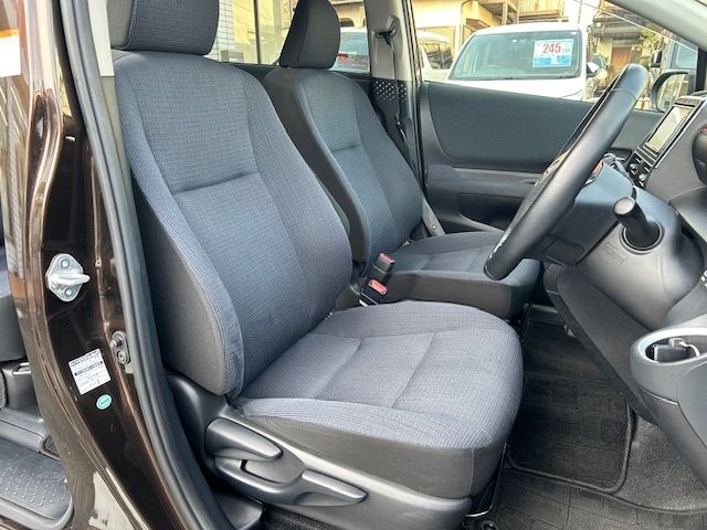 Toyota SIENTA 2017-09 19506-9