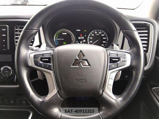Mitsubishi OUTLANDER PHEV 2018-03 245224-21