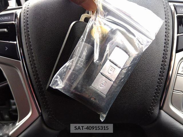 Mitsubishi OUTLANDER PHEV 2018-03 245224-15