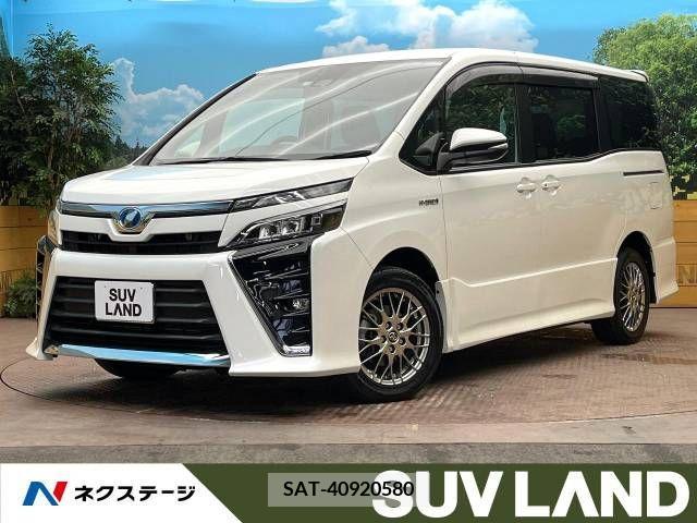 Toyota VOXY HYBRID 2017-10 214735-0