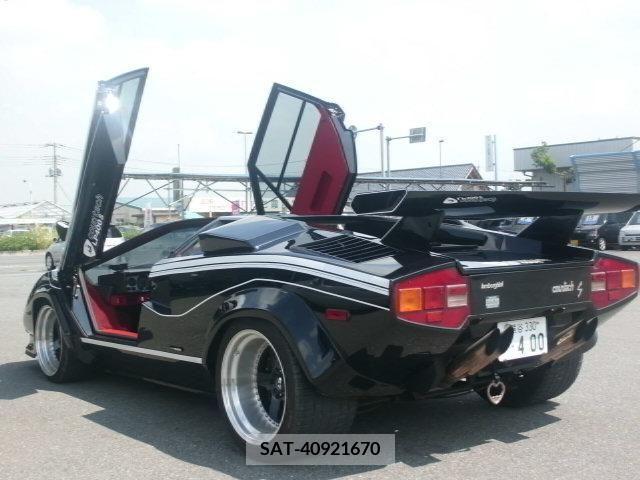 Lamborghini Countach 1983-08 371700-9