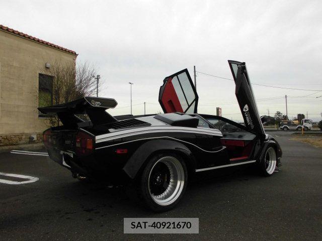 Lamborghini Countach 1983-08 371700-16