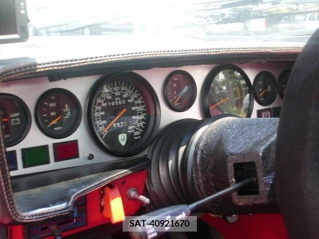 Lamborghini Countach 1983-08 371700-4