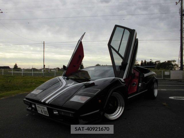 Lamborghini Countach 1983-08 371700-11