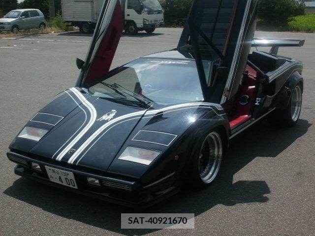 Lamborghini Countach 1983-08 371700-10